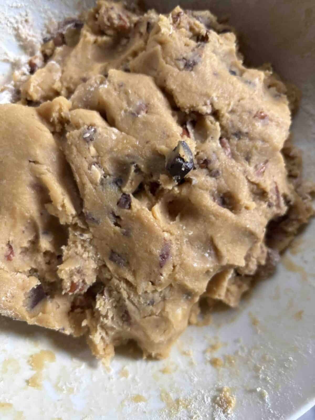 chocolate chip cookies step 5, add nuts and chocolate